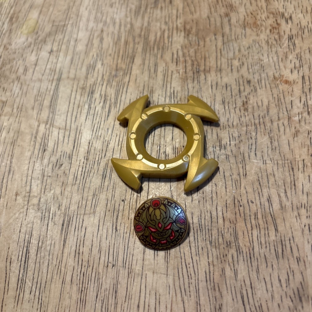 Lego 98341 1x Pearl Gold Ring with Blade  Ninjago Spinner Crown With Shield